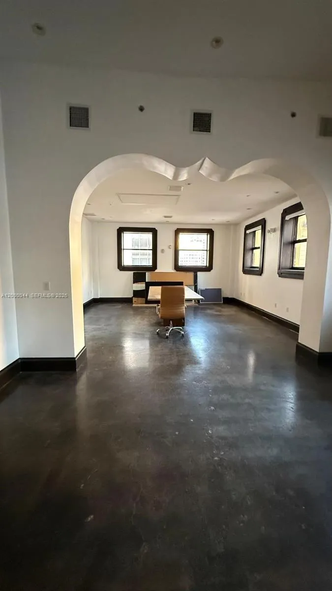 168 Se 1st St Ph, Miami, Florida 33131, Miami, Florida 33131, ,Commercial Lease,For Rent,168 Se 1st St Ph, Miami, Florida 33131,A12000044