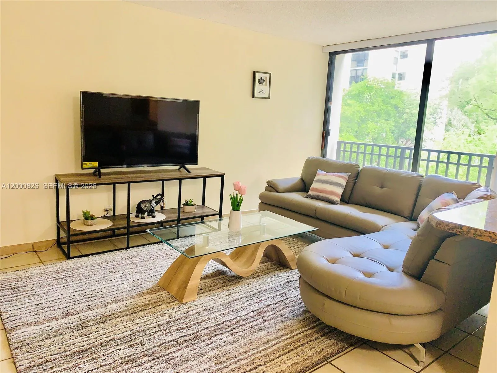 17021 N Bay Rd 318, Sunny Isles Beach, Florida 331, Sunny Isles Beach, Florida 33160, 1 Bedroom Bedrooms, ,1 BathroomBathrooms,Residential Lease,For Rent,17021 N Bay Rd 318, Sunny Isles Beach, Florida 331,A12000826