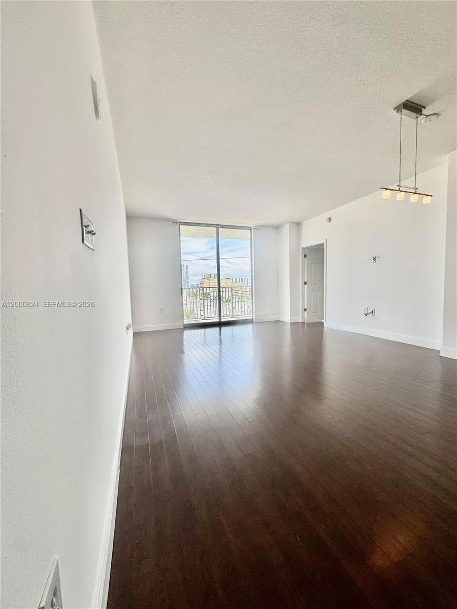140 S Dixie Hwy 513, Hollywood, Florida 33020, Hollywood, Florida 33020, 2 Bedrooms Bedrooms, ,2 BathroomsBathrooms,Residential,For Sale,140 S Dixie Hwy 513, Hollywood, Florida 33020,A12000824