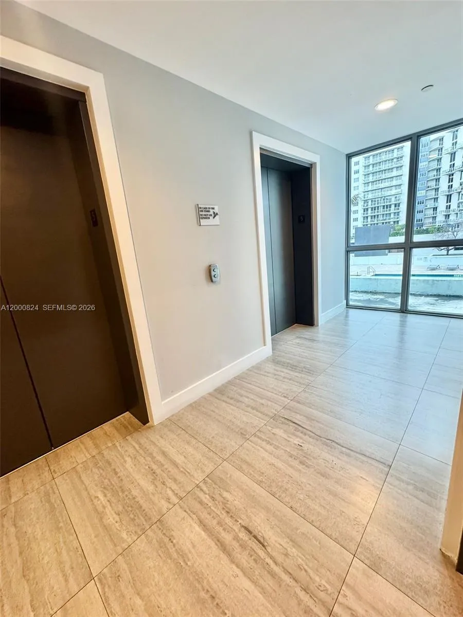 140 S Dixie Hwy 513, Hollywood, Florida 33020, Hollywood, Florida 33020, 2 Bedrooms Bedrooms, ,2 BathroomsBathrooms,Residential,For Sale,140 S Dixie Hwy 513, Hollywood, Florida 33020,A12000824
