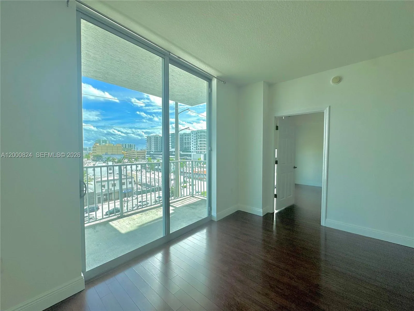 140 S Dixie Hwy 513, Hollywood, Florida 33020, Hollywood, Florida 33020, 2 Bedrooms Bedrooms, ,2 BathroomsBathrooms,Residential,For Sale,140 S Dixie Hwy 513, Hollywood, Florida 33020,A12000824