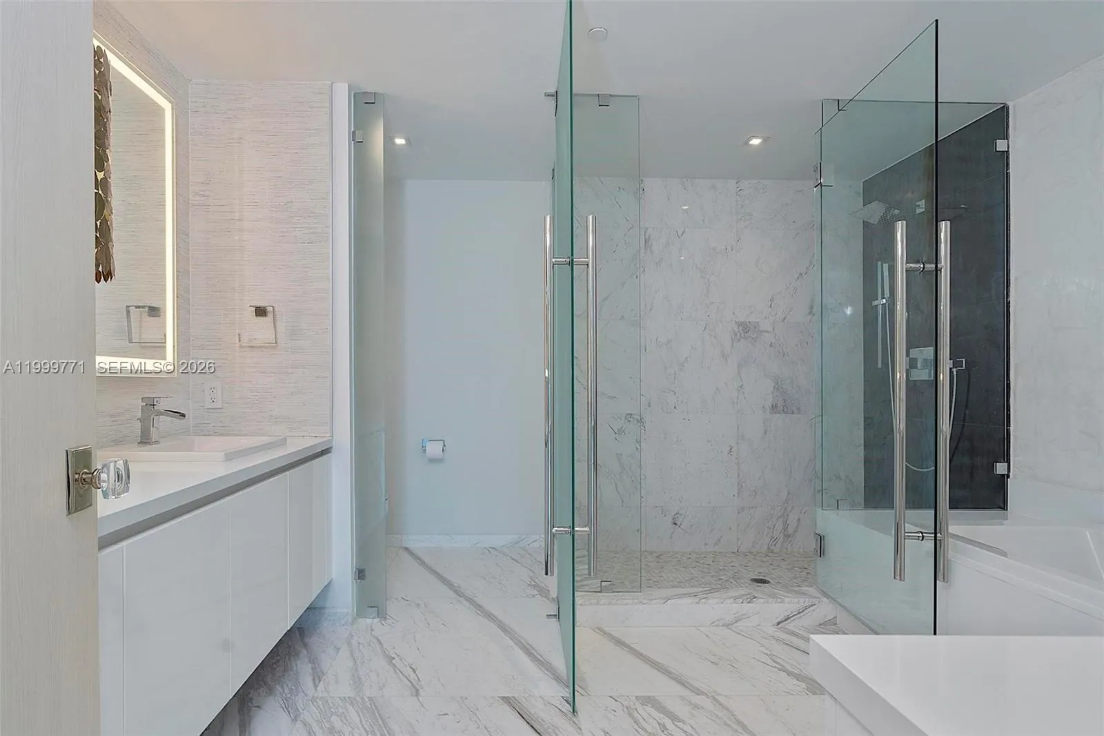 701 N Fort Lauderdale Beach Blvd Th3, Fort Lauderd, Fort Lauderdale, Florida 33304, 2 Bedrooms Bedrooms, ,4 BathroomsBathrooms,Residential,For Sale,701 N Fort Lauderdale Beach Blvd Th3, Fort Lauderd,A11999771