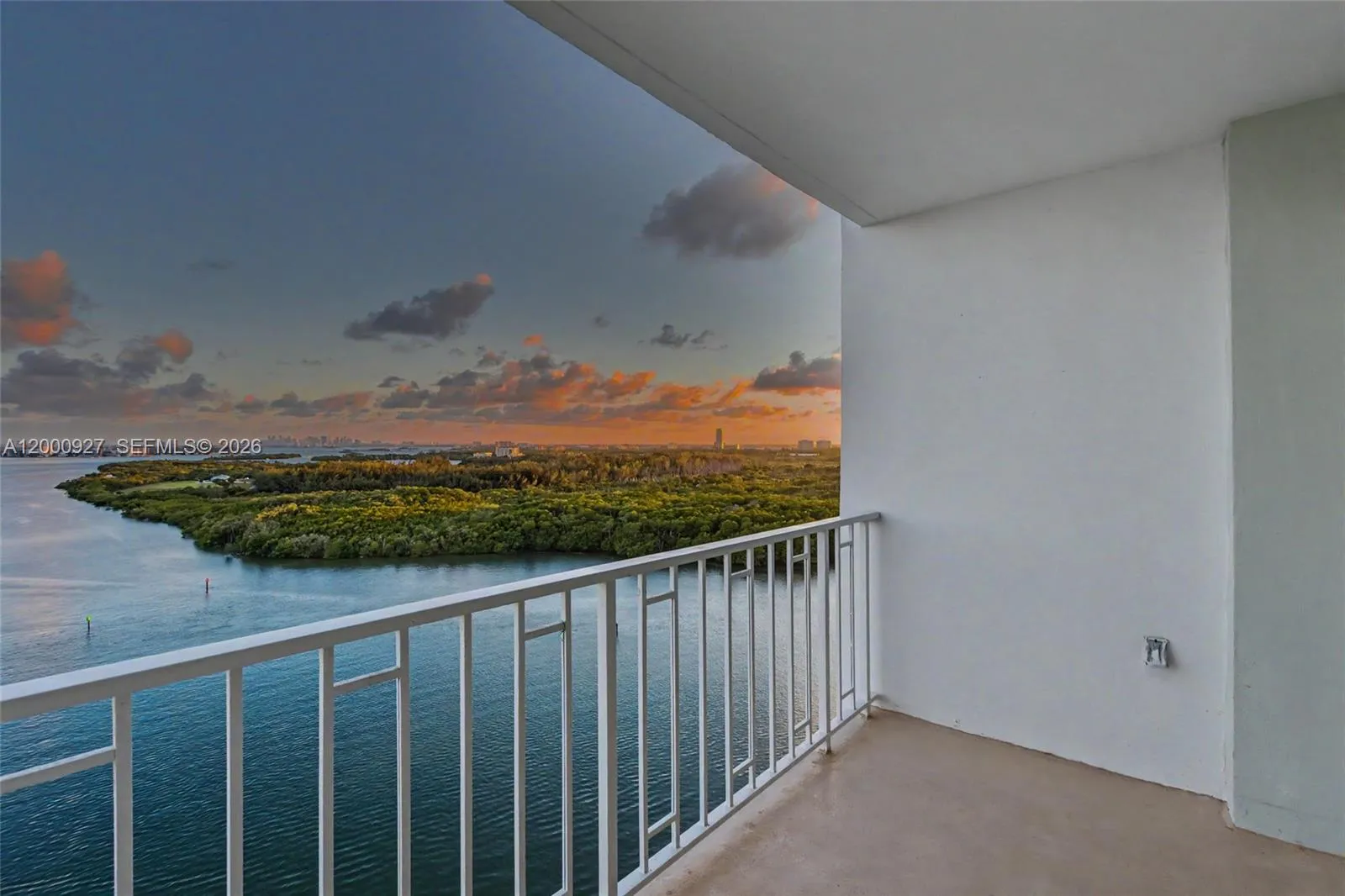 500 Bayview Dr 1930, Sunny Isles Beach, Florida 33, Sunny Isles Beach, Florida 33160, 2 Bedrooms Bedrooms, ,2 BathroomsBathrooms,Residential Lease,For Rent,500 Bayview Dr 1930, Sunny Isles Beach, Florida 33,A12000927
