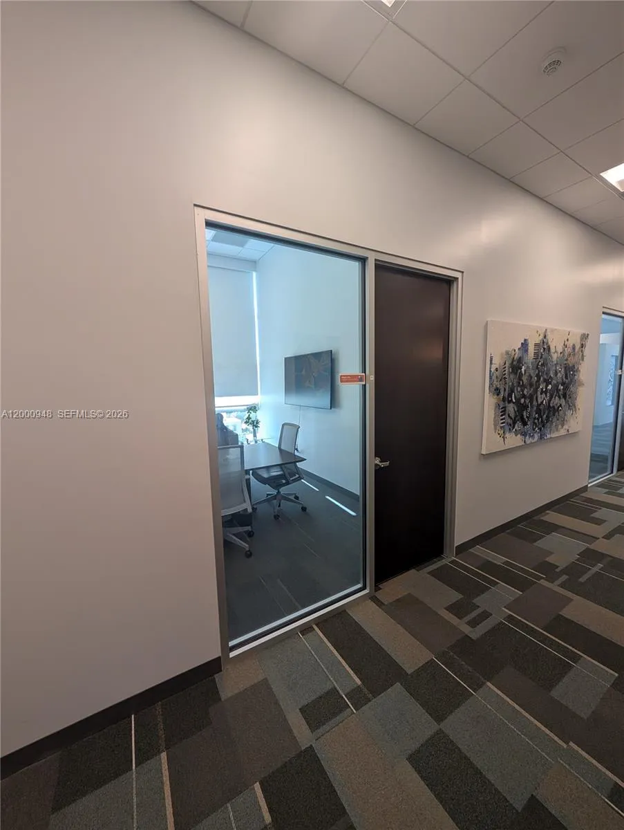 1501 Biscayne Blvd C1, Miami, Florida 33132, Miami, Florida 33132, ,Commercial Lease,For Rent,1501 Biscayne Blvd C1, Miami, Florida 33132,A12000948