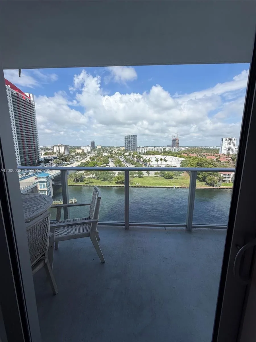 4010 S Ocean Dr R804, Hollywood, Florida 33019, Hollywood, Florida 33019, 3 Bedrooms Bedrooms, ,2 BathroomsBathrooms,Residential,For Sale,4010 S Ocean Dr R804, Hollywood, Florida 33019,A12000932