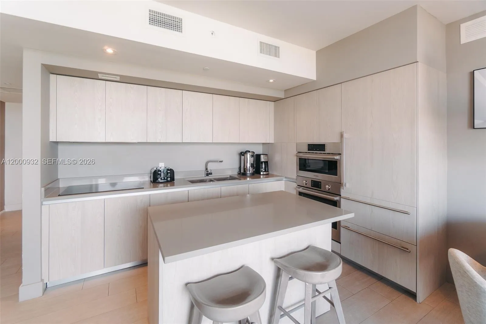 4010 S Ocean Dr R804, Hollywood, Florida 33019, Hollywood, Florida 33019, 3 Bedrooms Bedrooms, ,2 BathroomsBathrooms,Residential,For Sale,4010 S Ocean Dr R804, Hollywood, Florida 33019,A12000932