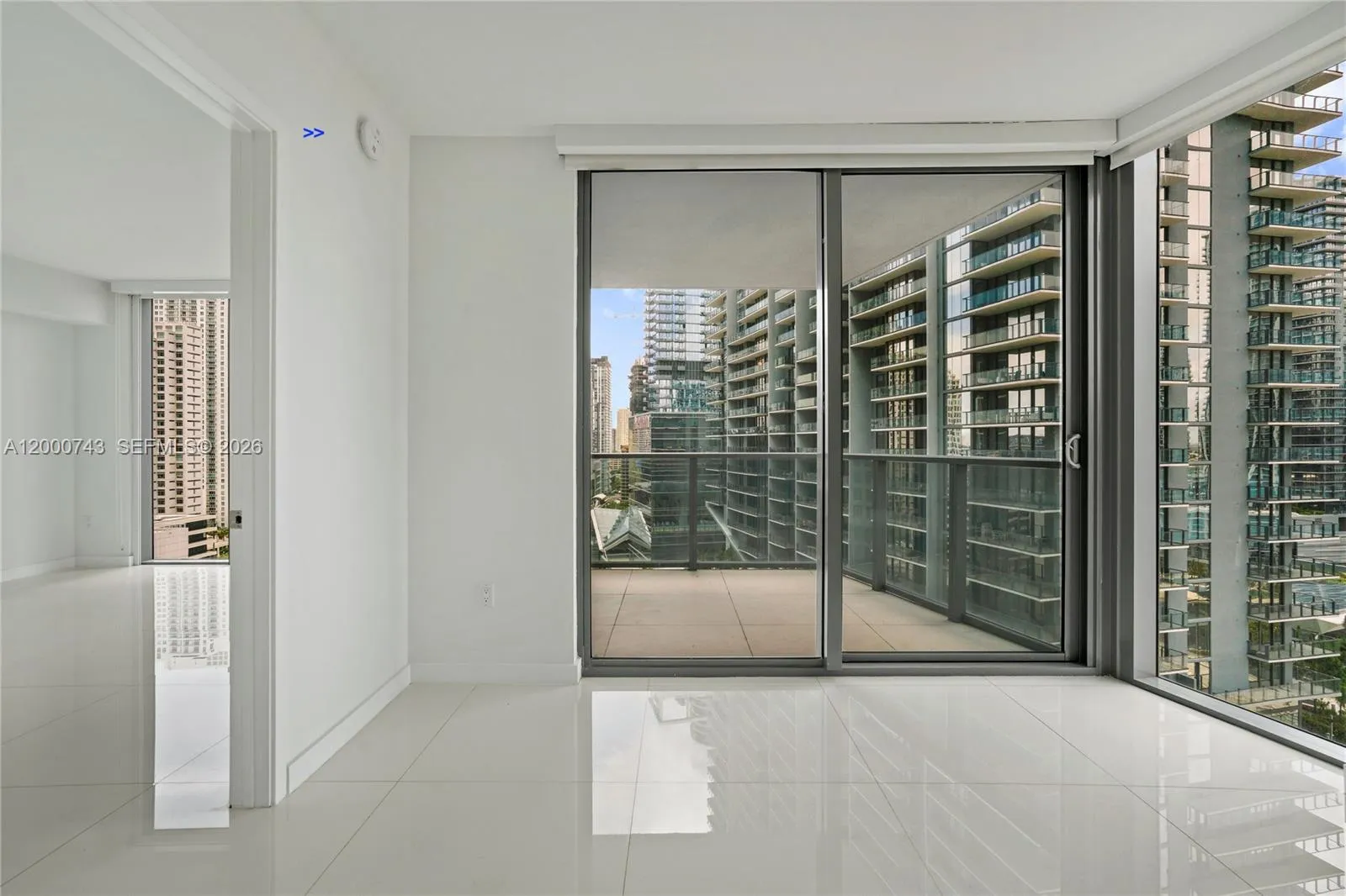 31 Se 6 St 2201, Miami, Florida 33131, Miami, Florida 33131, 2 Bedrooms Bedrooms, ,2 BathroomsBathrooms,Residential Lease,For Rent,31 Se 6 St 2201, Miami, Florida 33131,A12000743