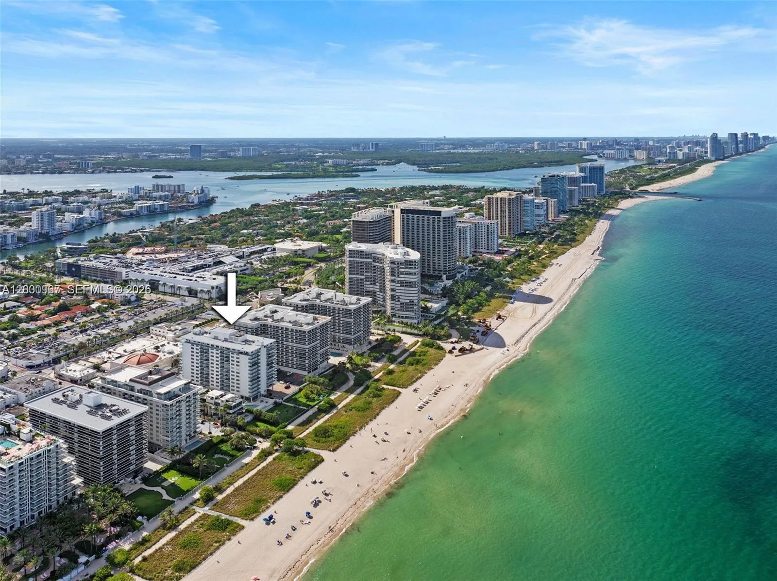 9511 Collins Ave 811, Surfside, Florida 33154, Surfside, Florida 33154, 2 Bedrooms Bedrooms, ,2 BathroomsBathrooms,Residential Lease,For Rent,9511 Collins Ave 811, Surfside, Florida 33154,A12000967