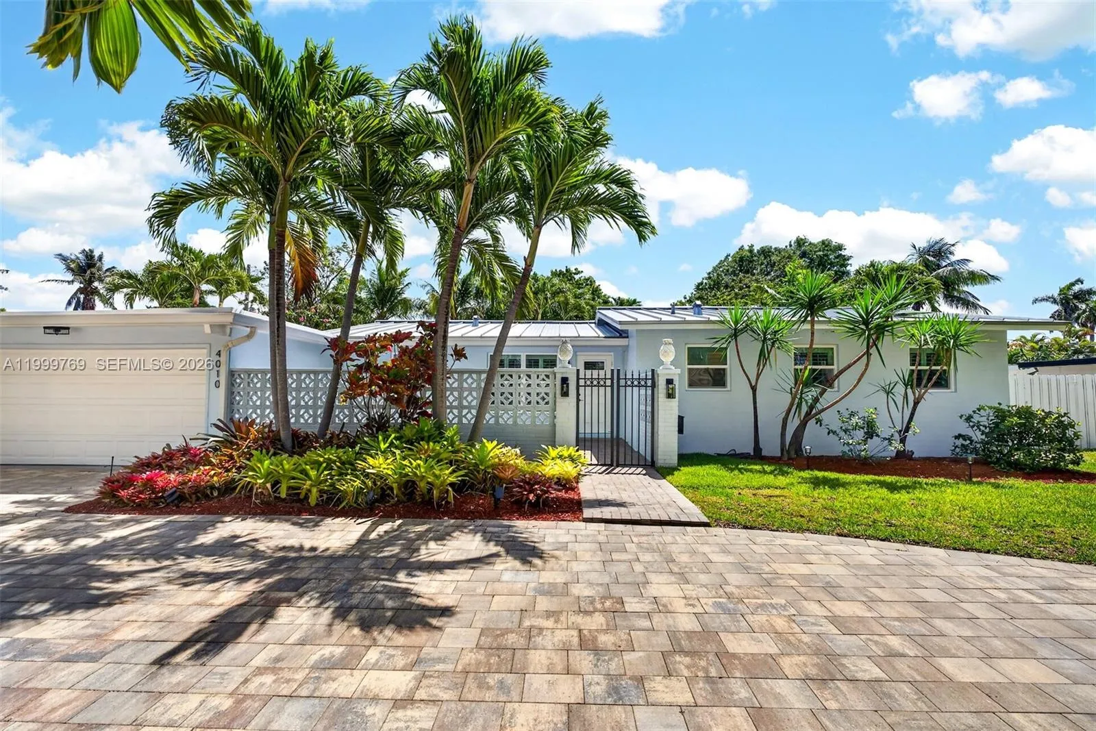 4010 Ne 22nd Ave 4010, Lighthouse Point, Florida 3, Lighthouse Point, Florida 33064, 4 Bedrooms Bedrooms, ,2 BathroomsBathrooms,Residential Lease,For Rent,4010 Ne 22nd Ave 4010, Lighthouse Point, Florida 3,A11999769