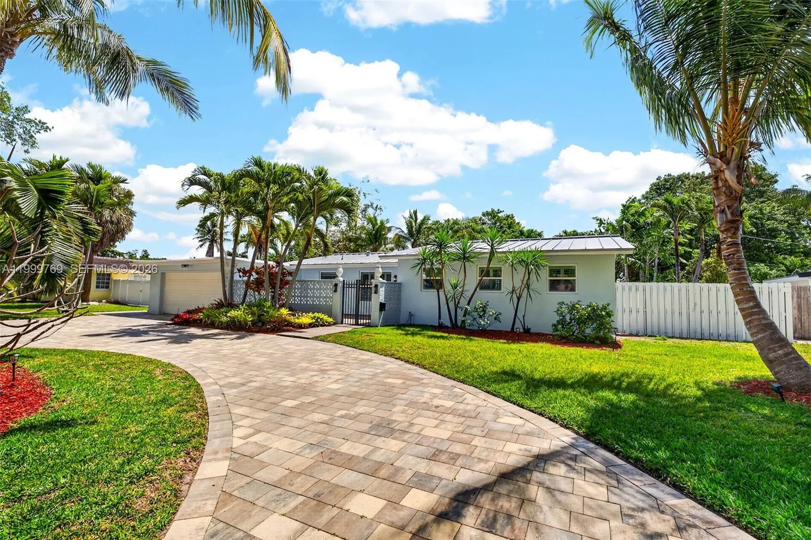 4010 Ne 22nd Ave 4010, Lighthouse Point, Florida 3, Lighthouse Point, Florida 33064, 4 Bedrooms Bedrooms, ,2 BathroomsBathrooms,Residential Lease,For Rent,4010 Ne 22nd Ave 4010, Lighthouse Point, Florida 3,A11999769