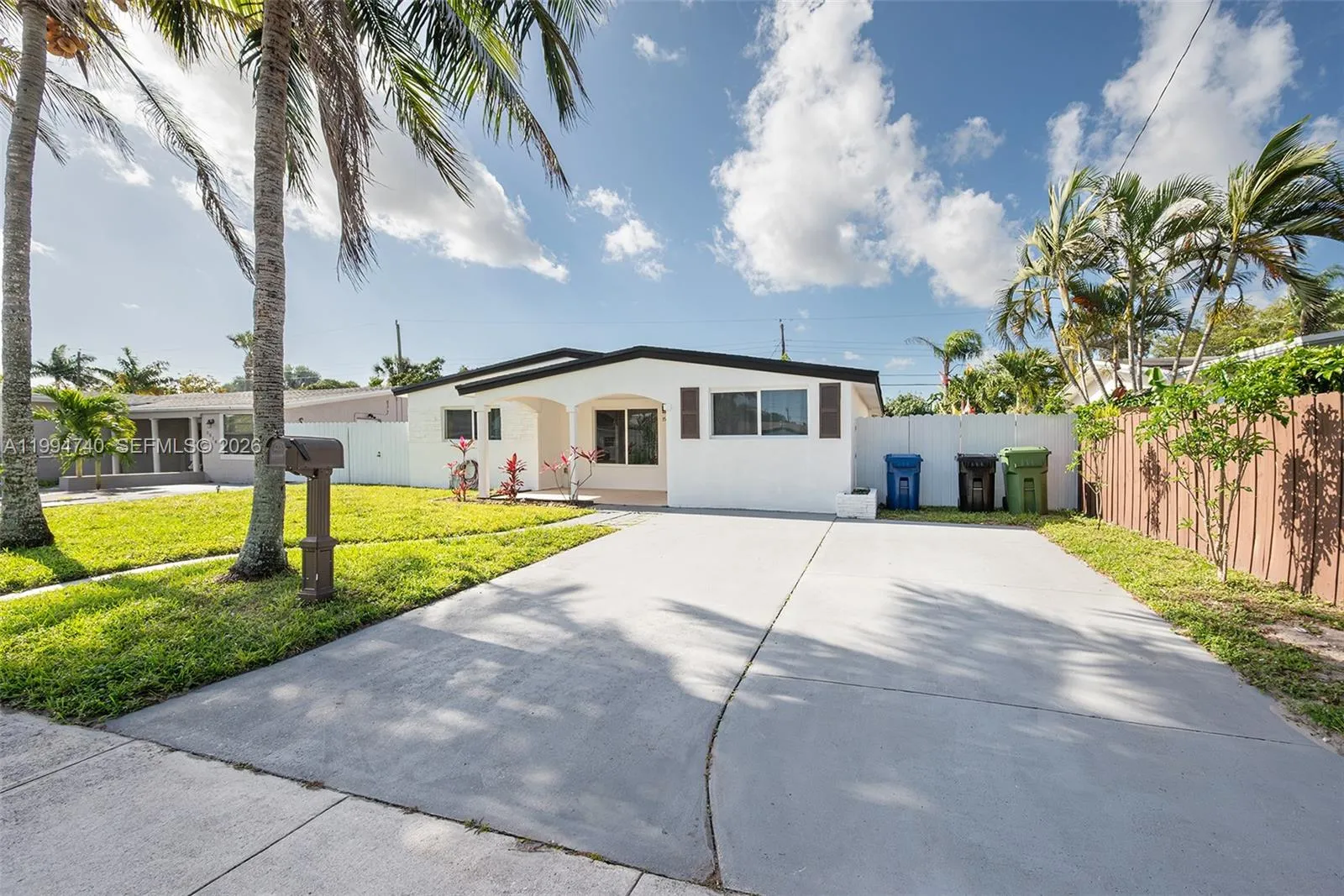 3524 Sw 14th St, Fort Lauderdale, Florida 33312, Fort Lauderdale, Florida 33312, 3 Bedrooms Bedrooms, ,2 BathroomsBathrooms,Residential,For Sale,3524 Sw 14th St, Fort Lauderdale, Florida 33312,A11994740