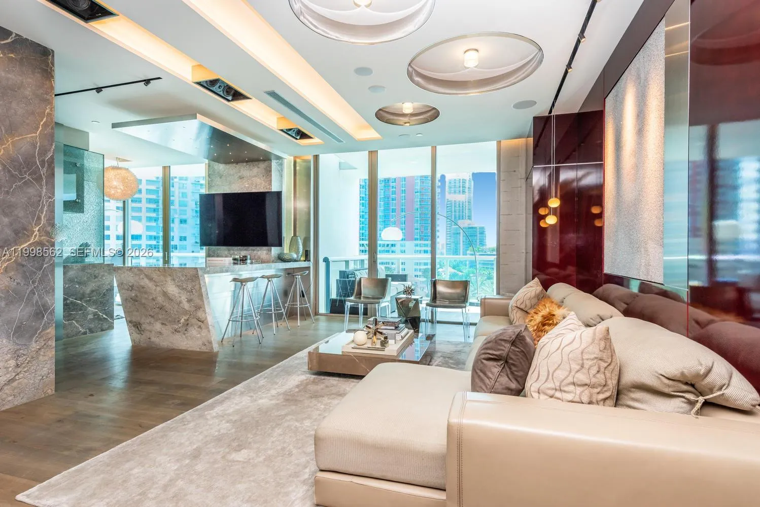 50 S Pointe Dr 905, Miami Beach, Florida 33139, Miami Beach, Florida 33139, 2 Bedrooms Bedrooms, ,2 BathroomsBathrooms,Residential,For Sale,50 S Pointe Dr 905, Miami Beach, Florida 33139,A11998562