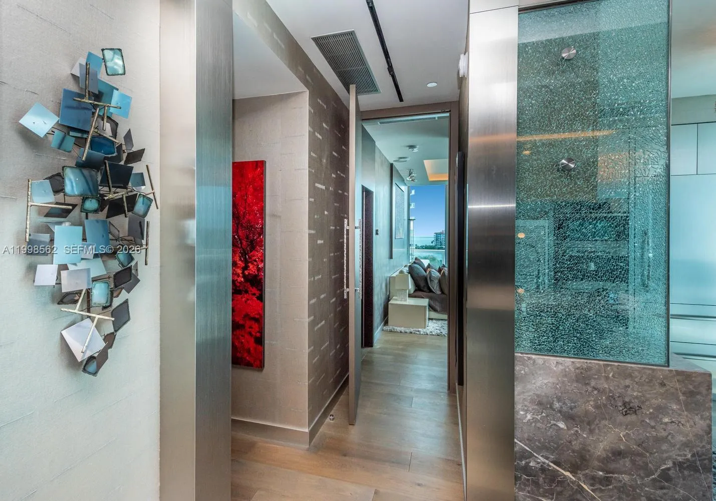 50 S Pointe Dr 905, Miami Beach, Florida 33139, Miami Beach, Florida 33139, 2 Bedrooms Bedrooms, ,2 BathroomsBathrooms,Residential,For Sale,50 S Pointe Dr 905, Miami Beach, Florida 33139,A11998562