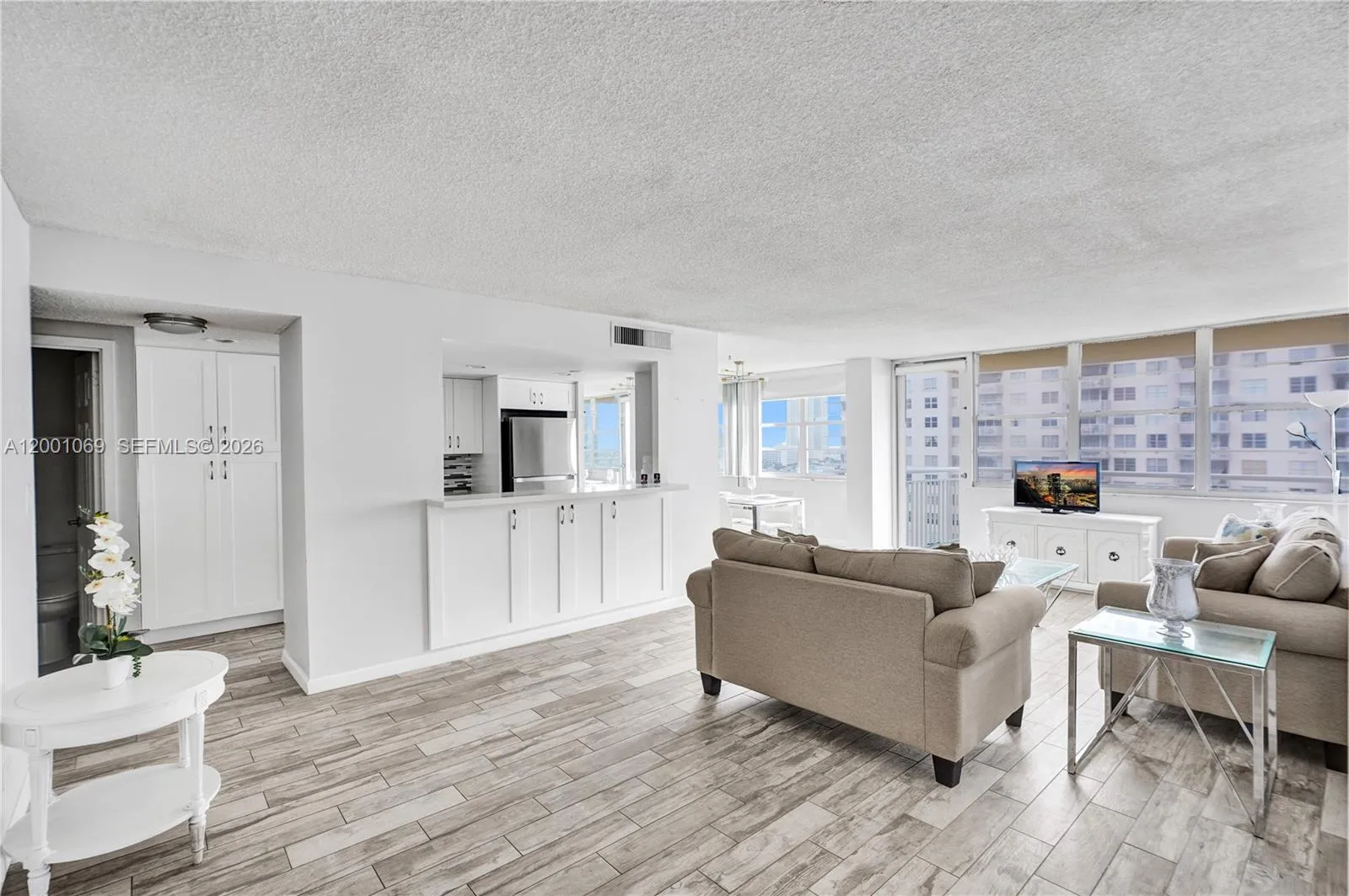 251 174th 1607, Sunny Isles Beach, Florida 33160, Sunny Isles Beach, Florida 33160, 1 Bedroom Bedrooms, ,1 BathroomBathrooms,Residential Lease,For Rent,251 174th 1607, Sunny Isles Beach, Florida 33160,A12001069