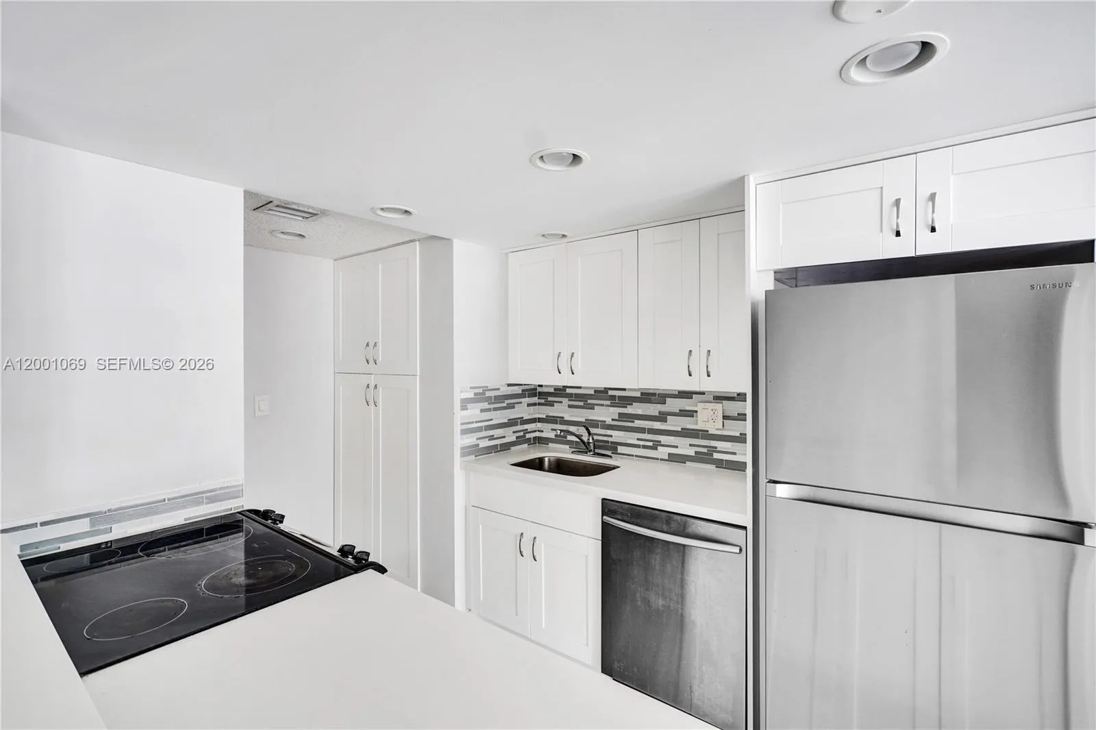 251 174th 1607, Sunny Isles Beach, Florida 33160, Sunny Isles Beach, Florida 33160, 1 Bedroom Bedrooms, ,1 BathroomBathrooms,Residential Lease,For Rent,251 174th 1607, Sunny Isles Beach, Florida 33160,A12001069