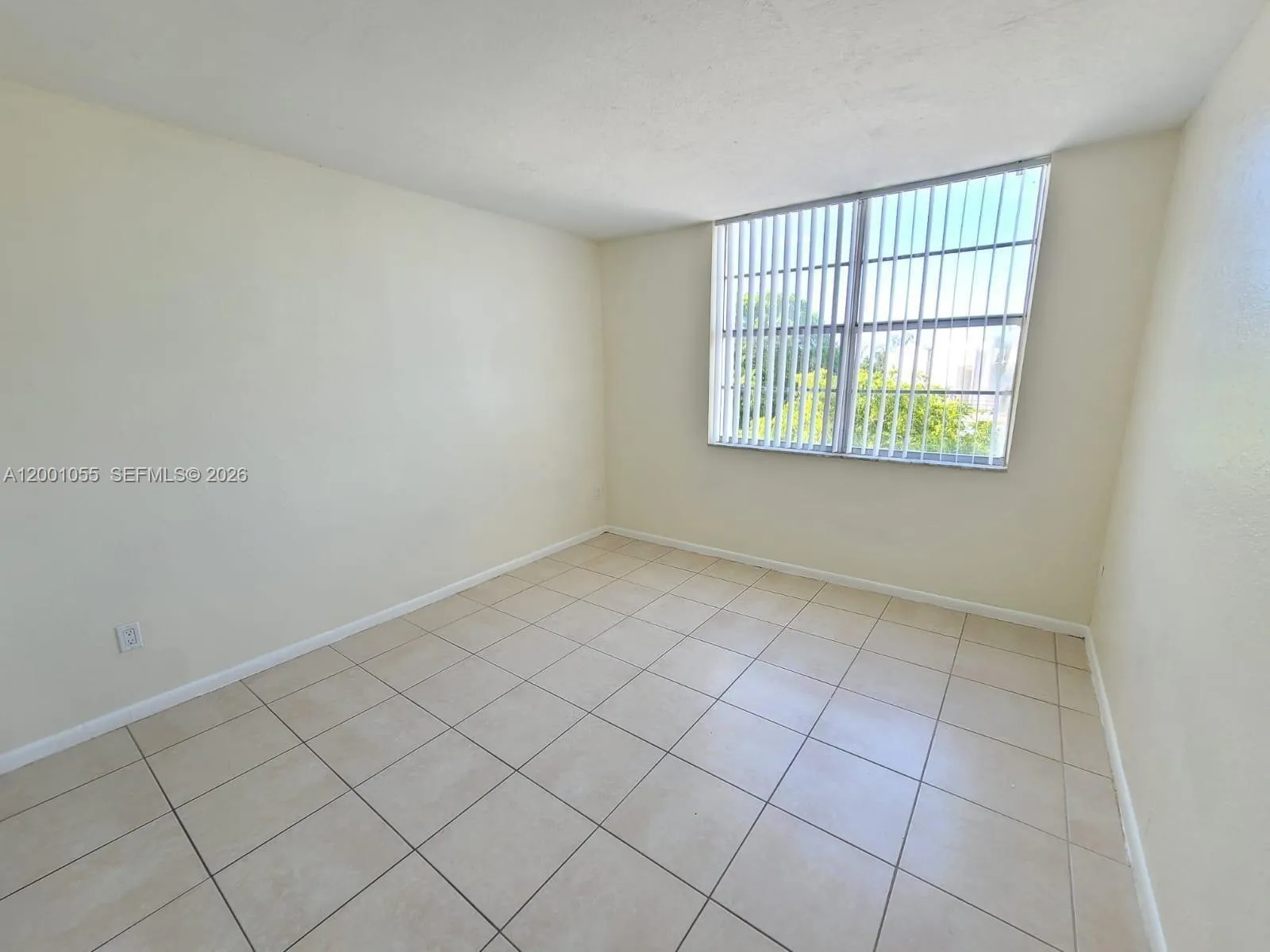 496 Nw 165th St Rd D-409, Miami, Florida 33169, Miami, Florida 33169, 2 Bedrooms Bedrooms, ,2 BathroomsBathrooms,Residential,For Sale,496 Nw 165th St Rd D-409, Miami, Florida 33169,A12001055