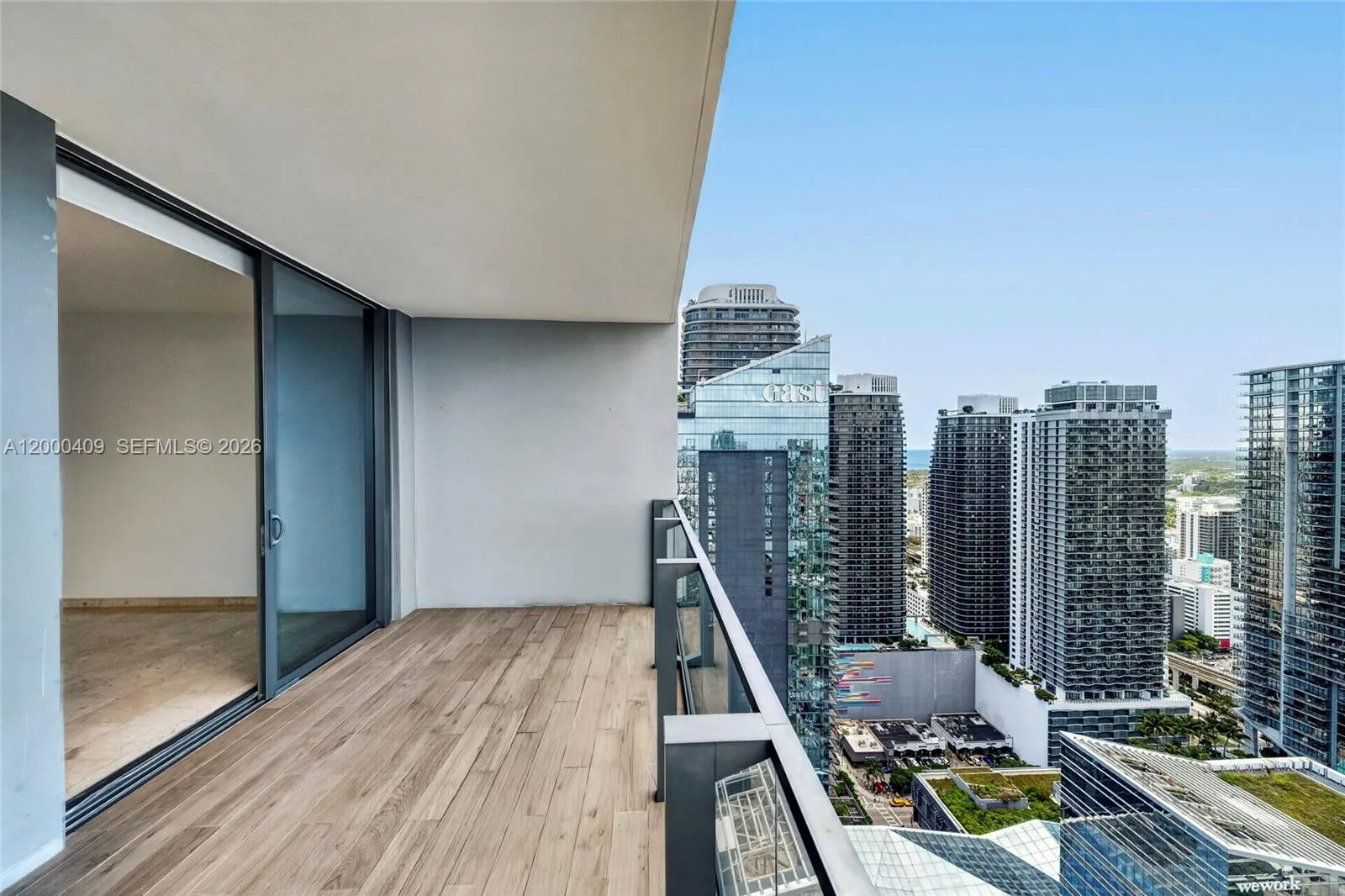 68 Se 6th St 3906, Miami, Florida 33131, Miami, Florida 33131, 1 Bedroom Bedrooms, ,1 BathroomBathrooms,Residential Lease,For Rent,68 Se 6th St 3906, Miami, Florida 33131,A12000409