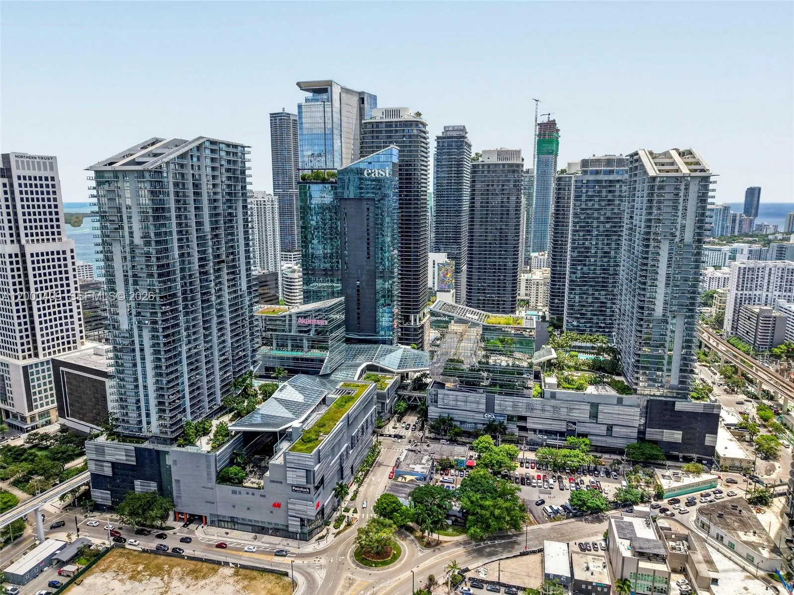 68 Se 6th St 3906, Miami, Florida 33131, Miami, Florida 33131, 1 Bedroom Bedrooms, ,1 BathroomBathrooms,Residential Lease,For Rent,68 Se 6th St 3906, Miami, Florida 33131,A12000409