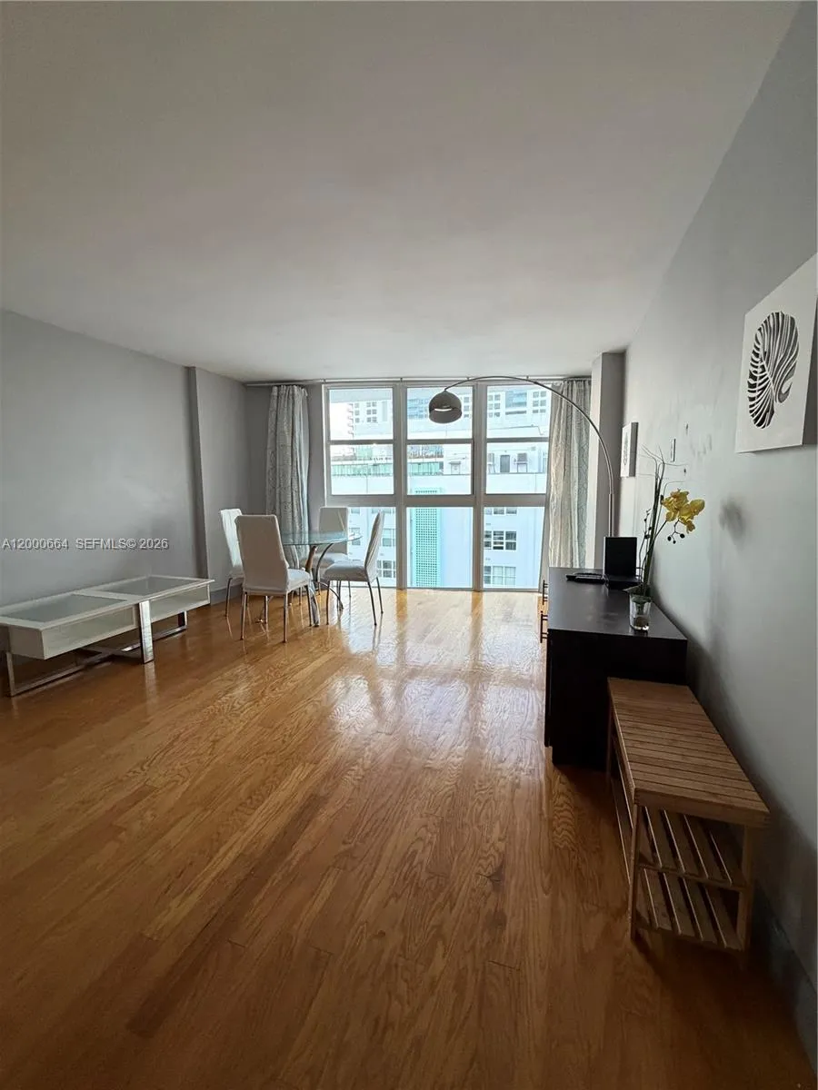 1228 West Ave 1506, Miami Beach, Florida 33139, Miami Beach, Florida 33139, 1 Bedroom Bedrooms, ,1 BathroomBathrooms,Residential,For Sale,1228 West Ave 1506, Miami Beach, Florida 33139,A12000664