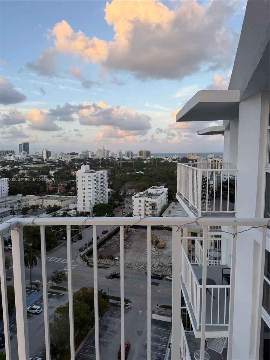 1228 West Ave 1506, Miami Beach, Florida 33139, Miami Beach, Florida 33139, 1 Bedroom Bedrooms, ,1 BathroomBathrooms,Residential,For Sale,1228 West Ave 1506, Miami Beach, Florida 33139,A12000664
