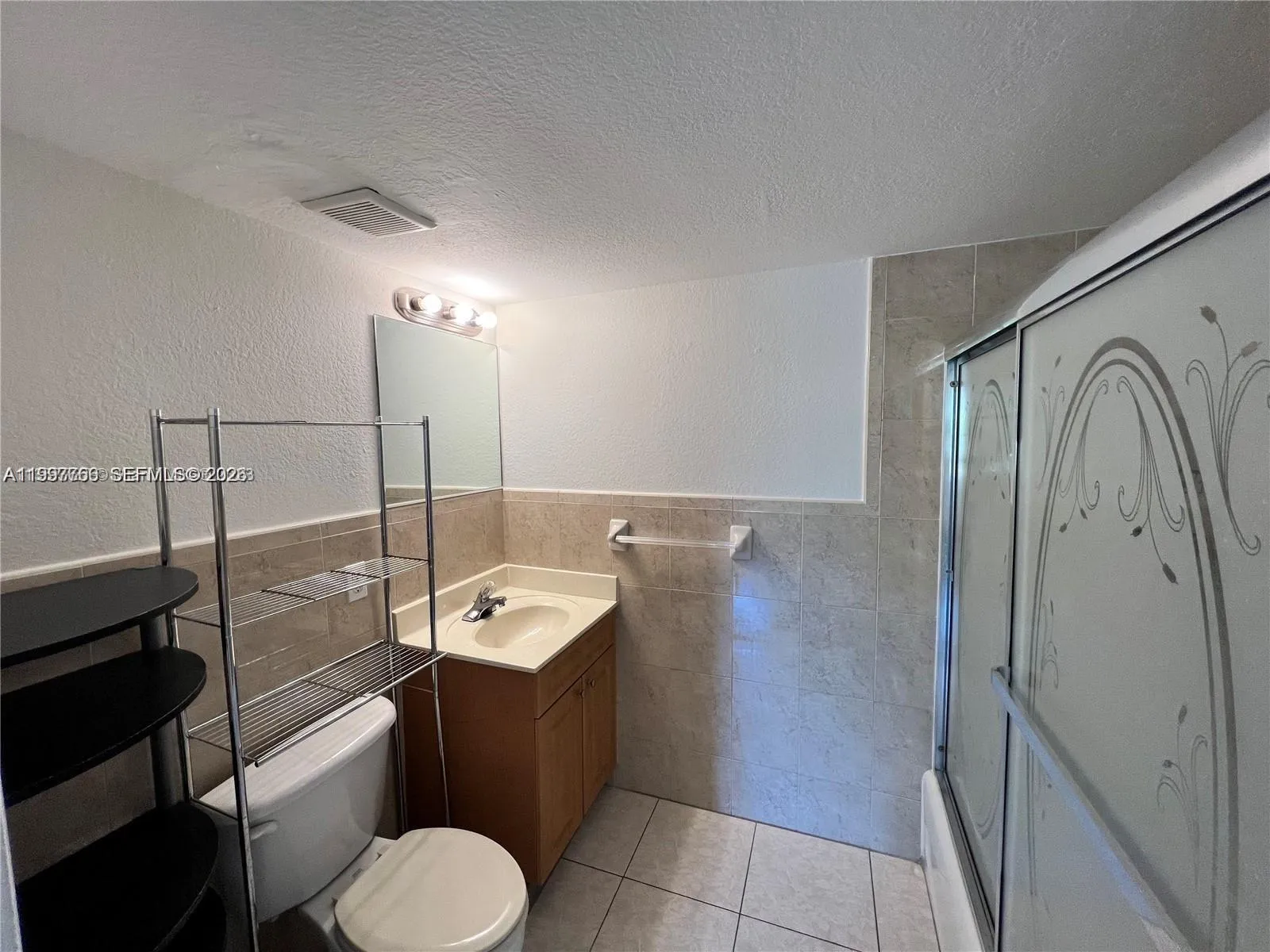 637 Sw 3rd St 306, Miami, Florida 33130, Miami, Florida 33130, 2 Bedrooms Bedrooms, ,2 BathroomsBathrooms,Residential Lease,For Rent,637 Sw 3rd St 306, Miami, Florida 33130,A11997766