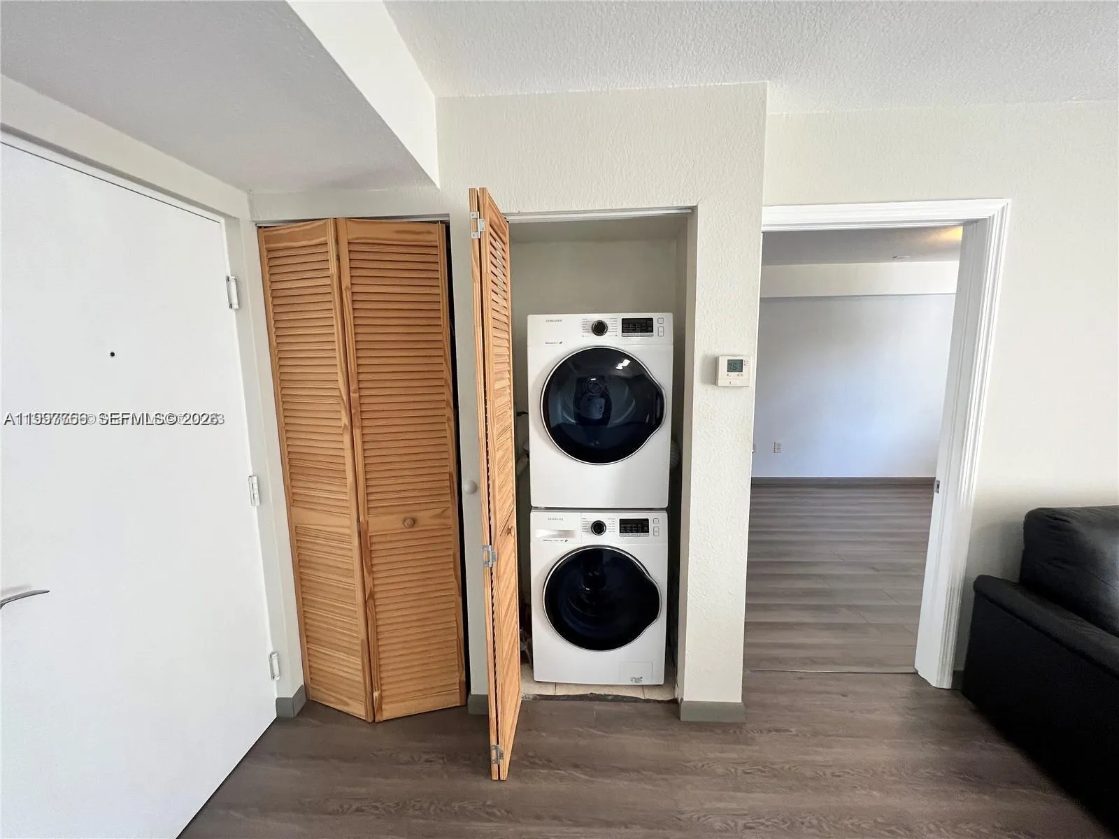 637 Sw 3rd St 306, Miami, Florida 33130, Miami, Florida 33130, 2 Bedrooms Bedrooms, ,2 BathroomsBathrooms,Residential Lease,For Rent,637 Sw 3rd St 306, Miami, Florida 33130,A11997766