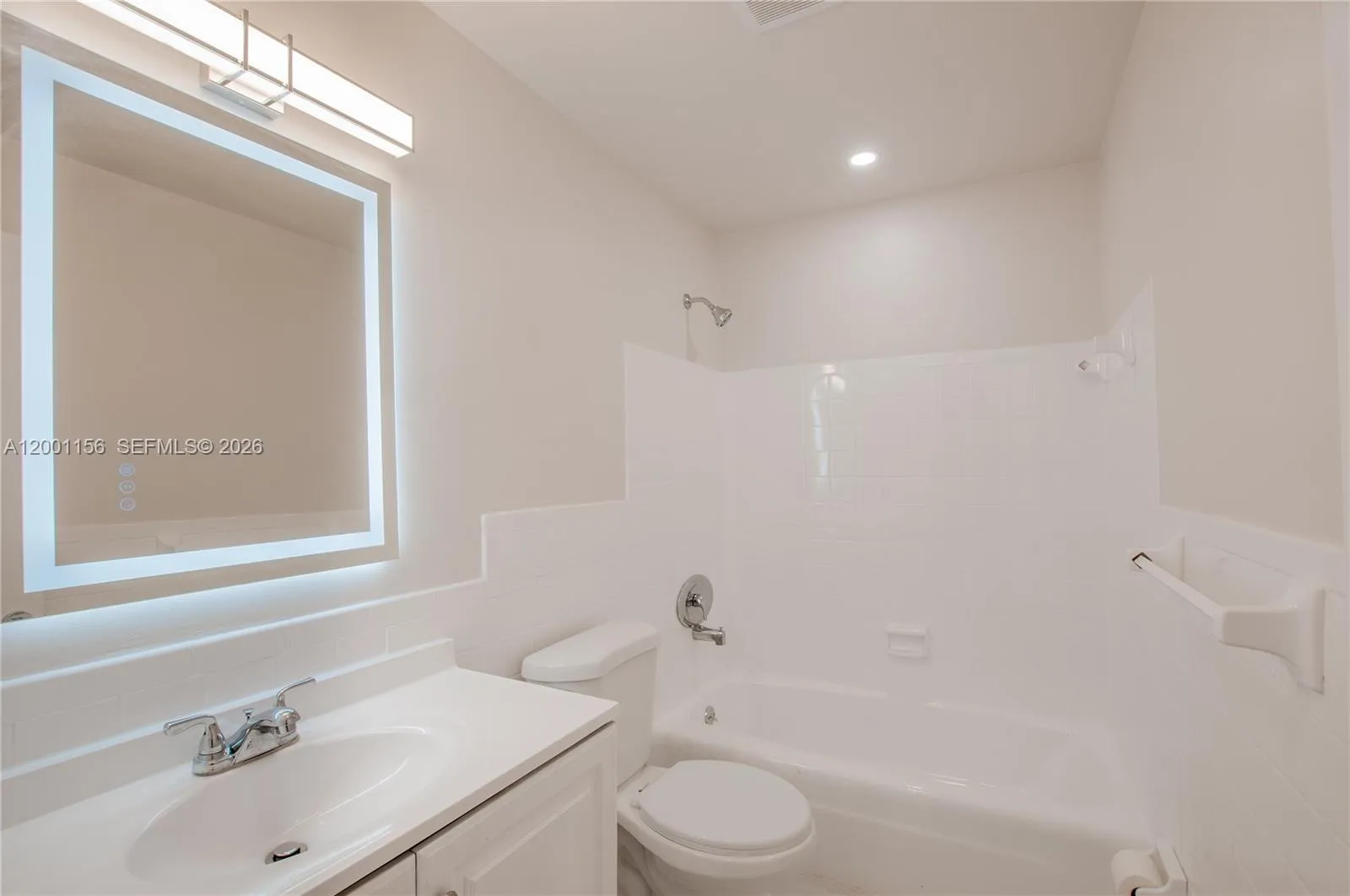 300 S Luna Ct 2, Hollywood, Florida 33021, Hollywood, Florida 33021, 2 Bedrooms Bedrooms, ,2 BathroomsBathrooms,Residential,For Sale,300 S Luna Ct 2, Hollywood, Florida 33021,A12001156