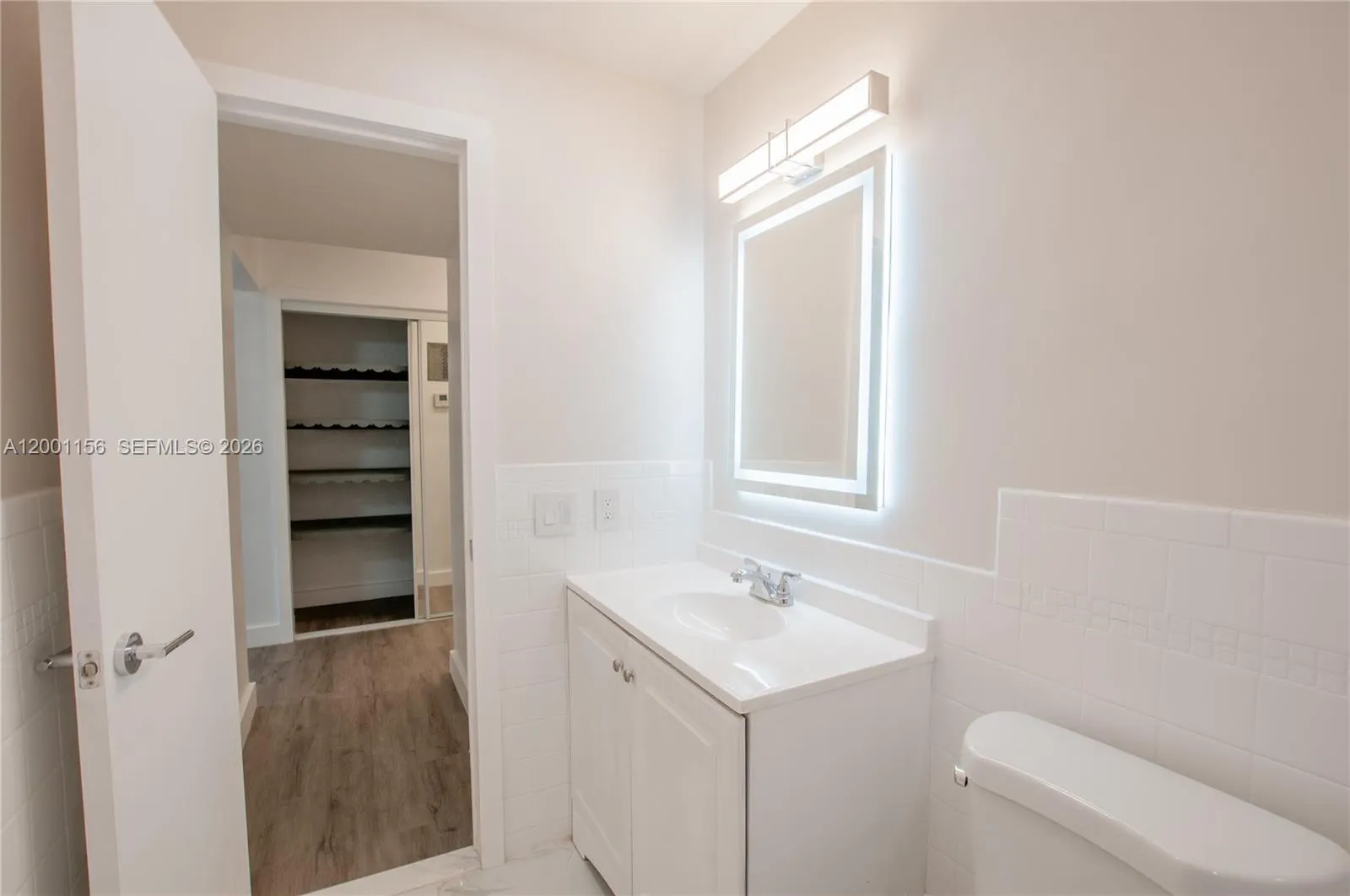 300 S Luna Ct 2, Hollywood, Florida 33021, Hollywood, Florida 33021, 2 Bedrooms Bedrooms, ,2 BathroomsBathrooms,Residential,For Sale,300 S Luna Ct 2, Hollywood, Florida 33021,A12001156