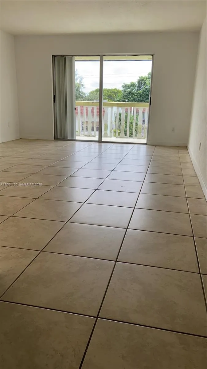 Miami, Florida 33162, 1 Bedroom Bedrooms, ,1 BathroomBathrooms,Residential,For Sale,A12001160
