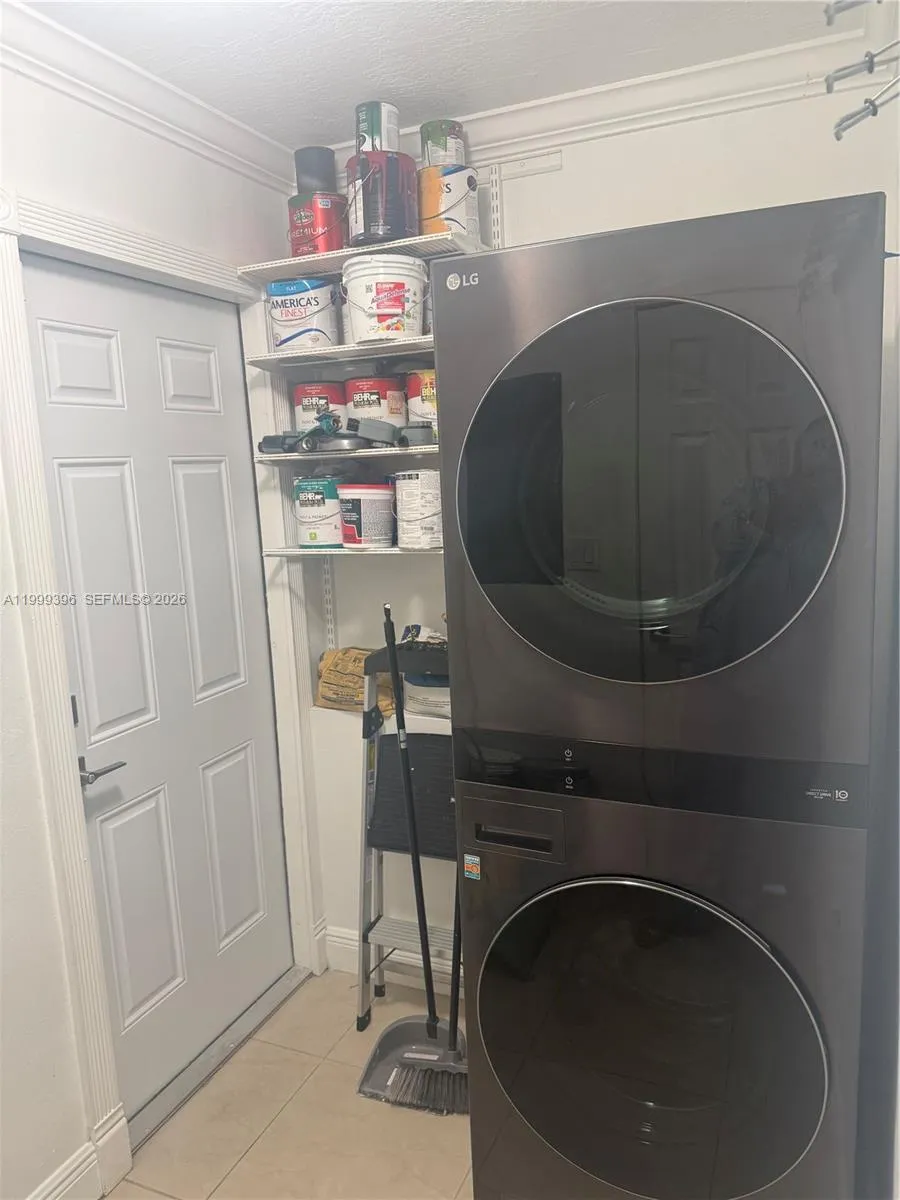 3250 Sw 72 Ct, Miami, Florida 33155, Miami, Florida 33155, 4 Bedrooms Bedrooms, ,2 BathroomsBathrooms,Residential,For Sale,3250 Sw 72 Ct, Miami, Florida 33155,A11999396