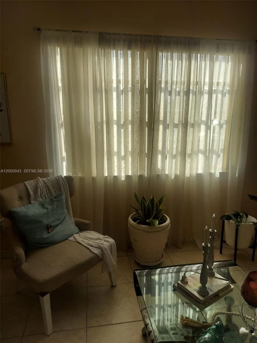 11 Ne 204th St 1, Miami Gardens, Florida 33179, Miami Gardens, Florida 33179, 2 Bedrooms Bedrooms, ,1 BathroomBathrooms,Residential,For Sale,11 Ne 204th St 1, Miami Gardens, Florida 33179,A12000943