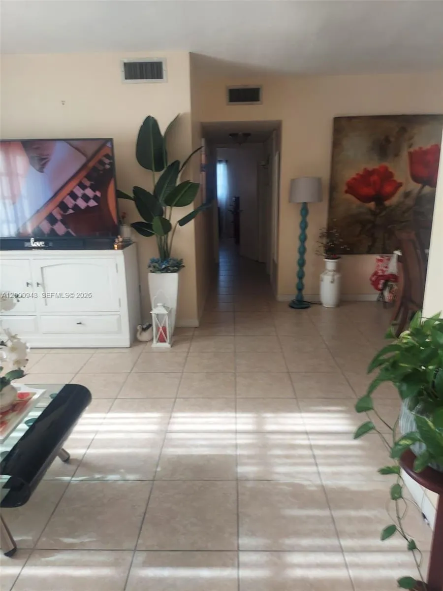 11 Ne 204th St 1, Miami Gardens, Florida 33179, Miami Gardens, Florida 33179, 2 Bedrooms Bedrooms, ,1 BathroomBathrooms,Residential,For Sale,11 Ne 204th St 1, Miami Gardens, Florida 33179,A12000943