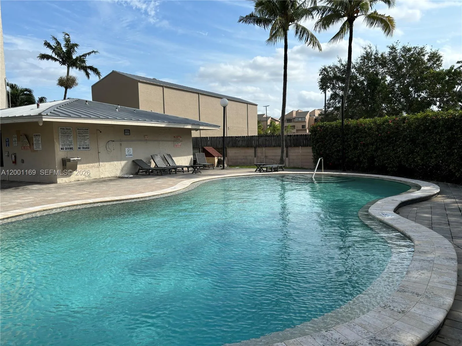 10900 Sw 104th St 303, Miami, Florida 33176, Miami, Florida 33176, 2 Bedrooms Bedrooms, ,1 BathroomBathrooms,Residential,For Sale,10900 Sw 104th St 303, Miami, Florida 33176,A12001169