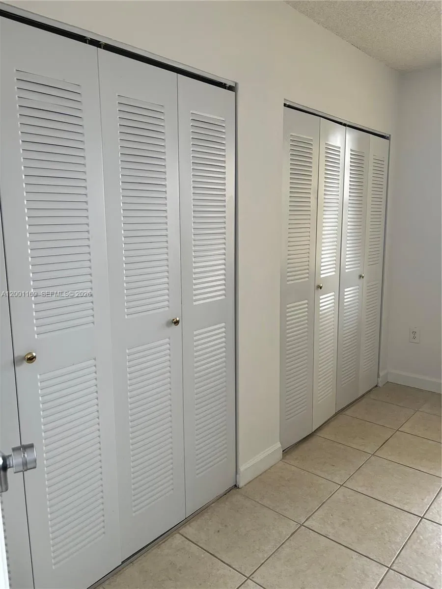 10900 Sw 104th St 303, Miami, Florida 33176, Miami, Florida 33176, 2 Bedrooms Bedrooms, ,1 BathroomBathrooms,Residential,For Sale,10900 Sw 104th St 303, Miami, Florida 33176,A12001169