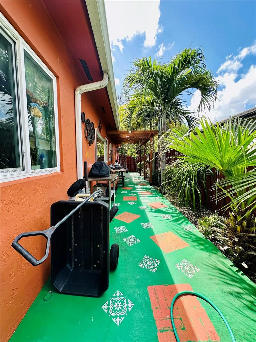 14531 Sw 160th Ct, Miami, Florida 33196, Miami, Florida 33196, 4 Bedrooms Bedrooms, ,2 BathroomsBathrooms,Residential,For Sale,14531 Sw 160th Ct, Miami, Florida 33196,A11999587