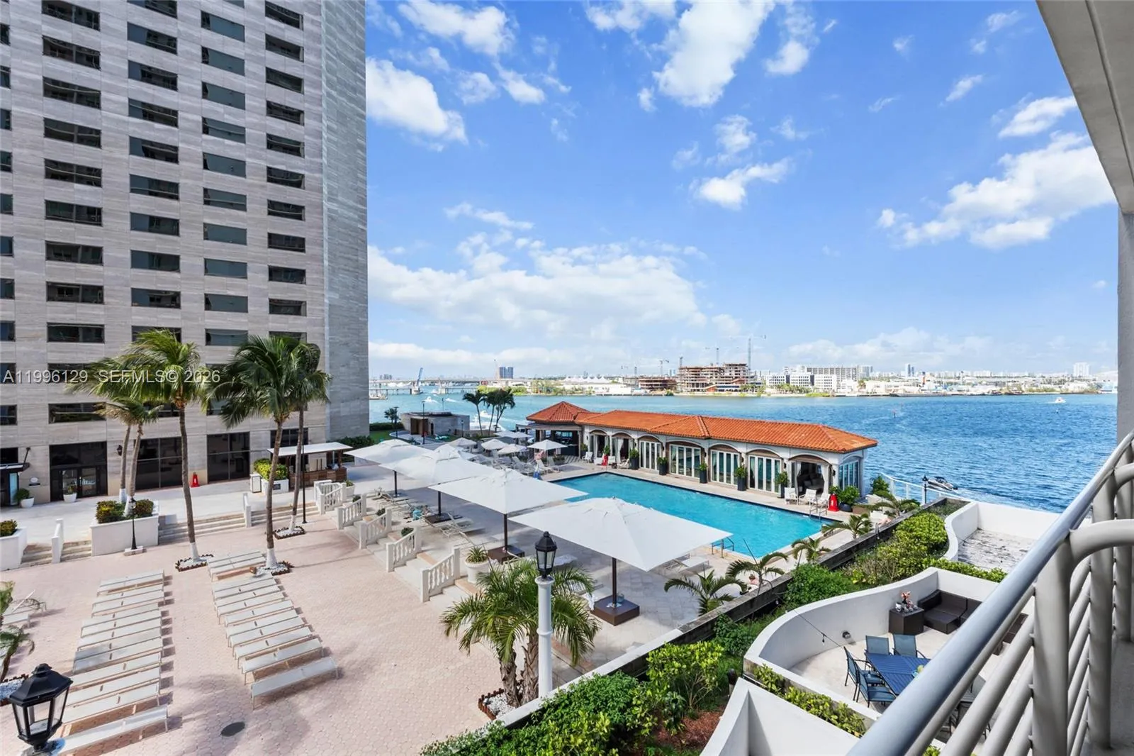 335 S Biscayne Blvd 908, Miami, Florida 33131, Miami, Florida 33131, 2 Bedrooms Bedrooms, ,2 BathroomsBathrooms,Residential Lease,For Rent,335 S Biscayne Blvd 908, Miami, Florida 33131,A11996129