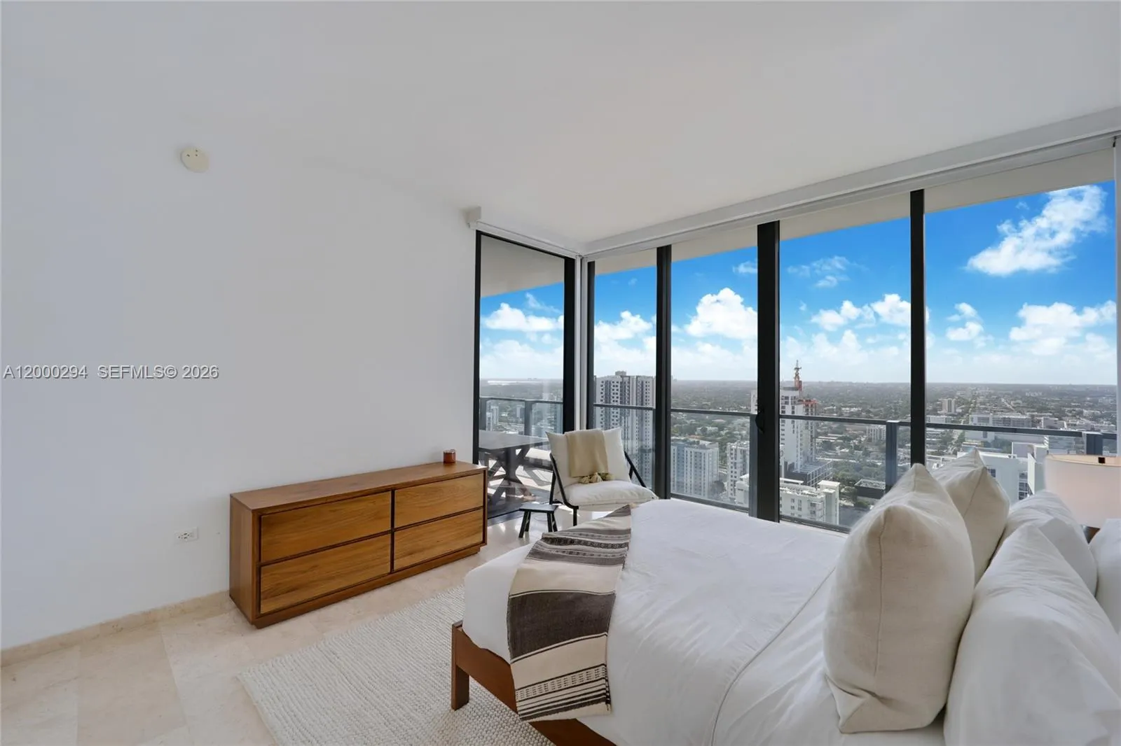 88 Sw 7th St 2602, Miami, Florida 33130, Miami, Florida 33130, 3 Bedrooms Bedrooms, ,3 BathroomsBathrooms,Residential,For Sale,88 Sw 7th St 2602, Miami, Florida 33130,A12000294