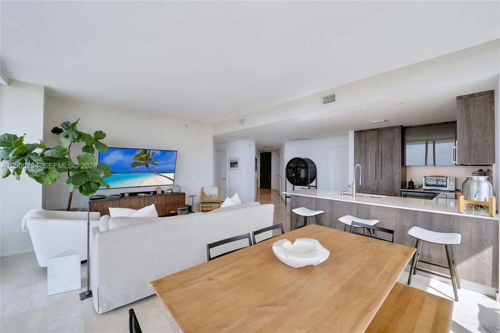 88 Sw 7th St 2602, Miami, Florida 33130, Miami, Florida 33130, 3 Bedrooms Bedrooms, ,3 BathroomsBathrooms,Residential,For Sale,88 Sw 7th St 2602, Miami, Florida 33130,A12000294