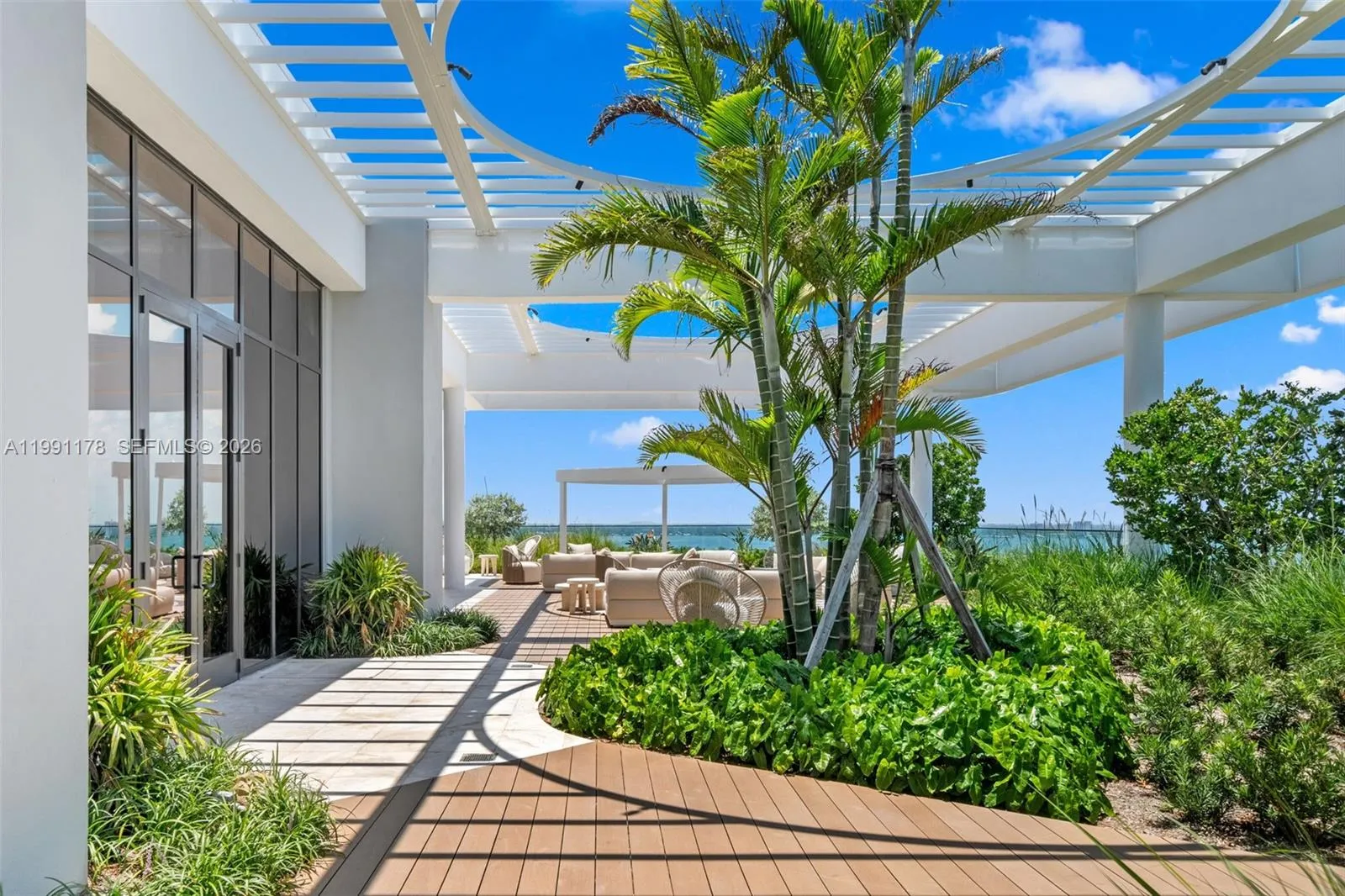 580 72nd St 1402, Miami Beach, Florida 33141, Miami Beach, Florida 33141, 2 Bedrooms Bedrooms, ,2 BathroomsBathrooms,Residential,For Sale,580 72nd St 1402, Miami Beach, Florida 33141,A11991178