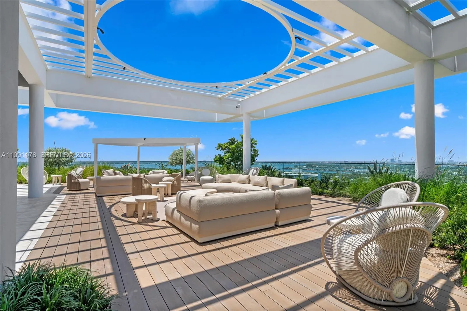 580 72nd St 1402, Miami Beach, Florida 33141, Miami Beach, Florida 33141, 2 Bedrooms Bedrooms, ,2 BathroomsBathrooms,Residential,For Sale,580 72nd St 1402, Miami Beach, Florida 33141,A11991178