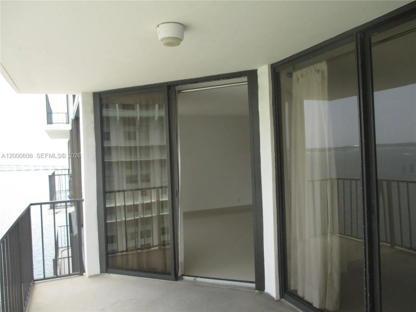 1865 Brickell Ave A1207, Miami, Florida 33129, Miami, Florida 33129, 1 Bedroom Bedrooms, ,1 BathroomBathrooms,Residential Lease,For Rent,1865 Brickell Ave A1207, Miami, Florida 33129,A12000606