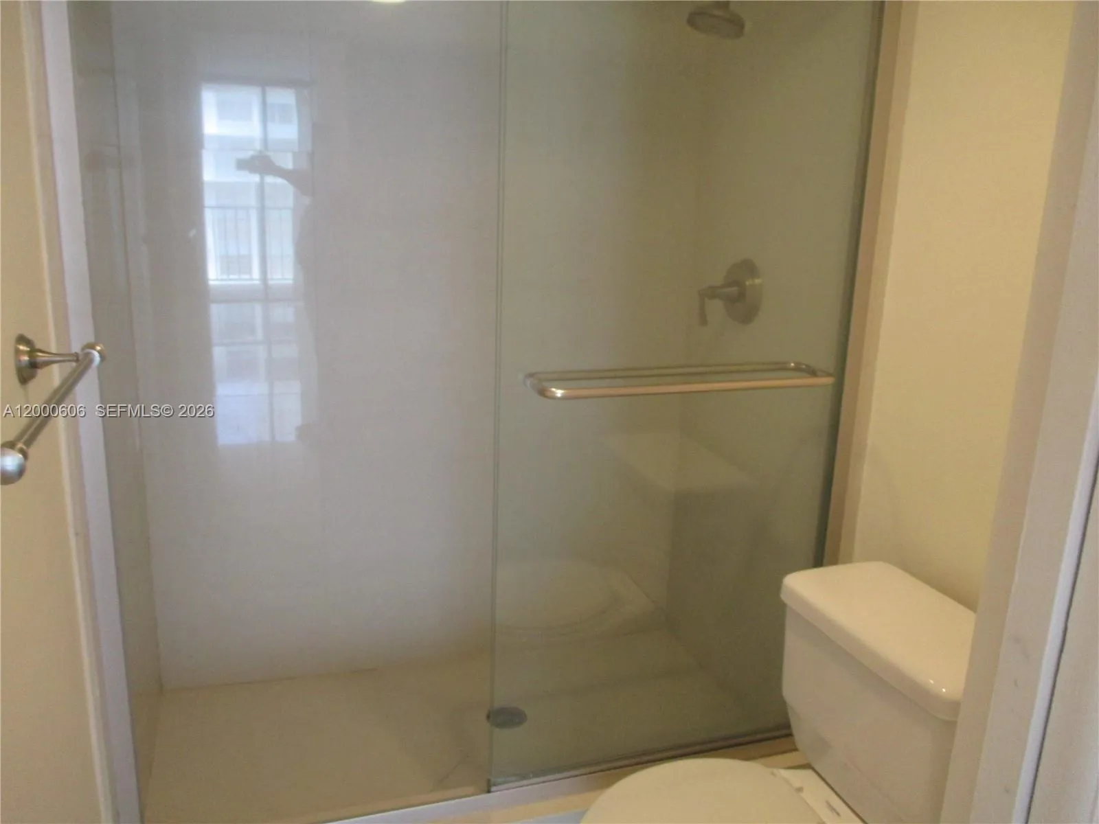 1865 Brickell Ave A1207, Miami, Florida 33129, Miami, Florida 33129, 1 Bedroom Bedrooms, ,1 BathroomBathrooms,Residential Lease,For Rent,1865 Brickell Ave A1207, Miami, Florida 33129,A12000606