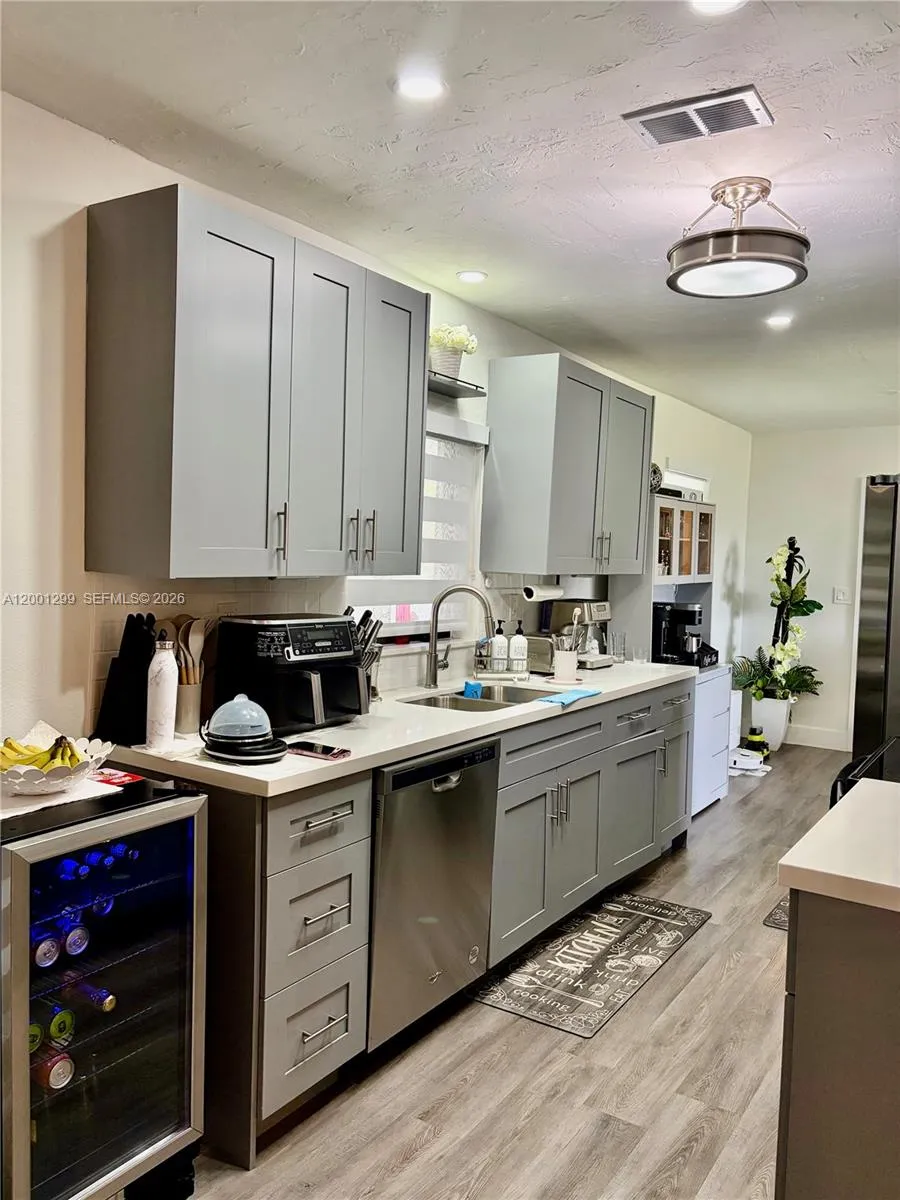 11893 Sw 197th St, Miami, Florida 33177, Miami, Florida 33177, 4 Bedrooms Bedrooms, ,2 BathroomsBathrooms,Residential,For Sale,11893 Sw 197th St, Miami, Florida 33177,A12001299
