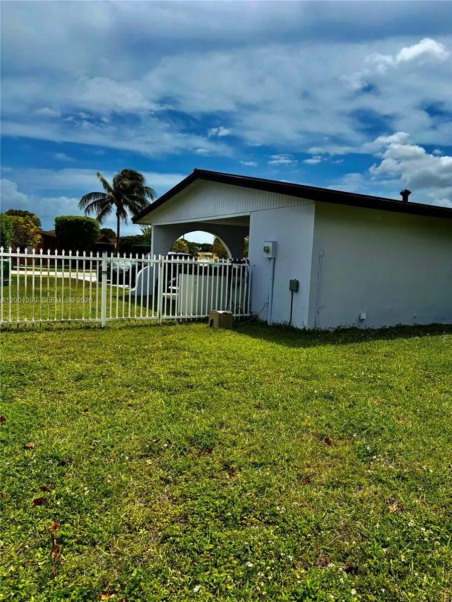 11893 Sw 197th St, Miami, Florida 33177, Miami, Florida 33177, 4 Bedrooms Bedrooms, ,2 BathroomsBathrooms,Residential,For Sale,11893 Sw 197th St, Miami, Florida 33177,A12001299