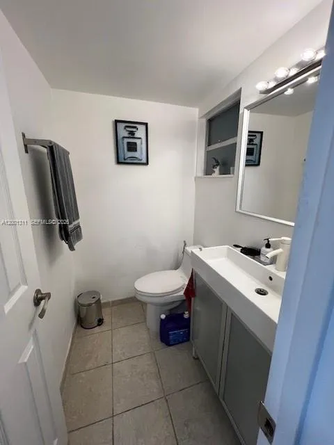7830 Dickens Ave 203, Miami Beach, Florida 33141, Miami Beach, Florida 33141, 1 Bedroom Bedrooms, ,1 BathroomBathrooms,Residential,For Sale,7830 Dickens Ave 203, Miami Beach, Florida 33141,A12001311