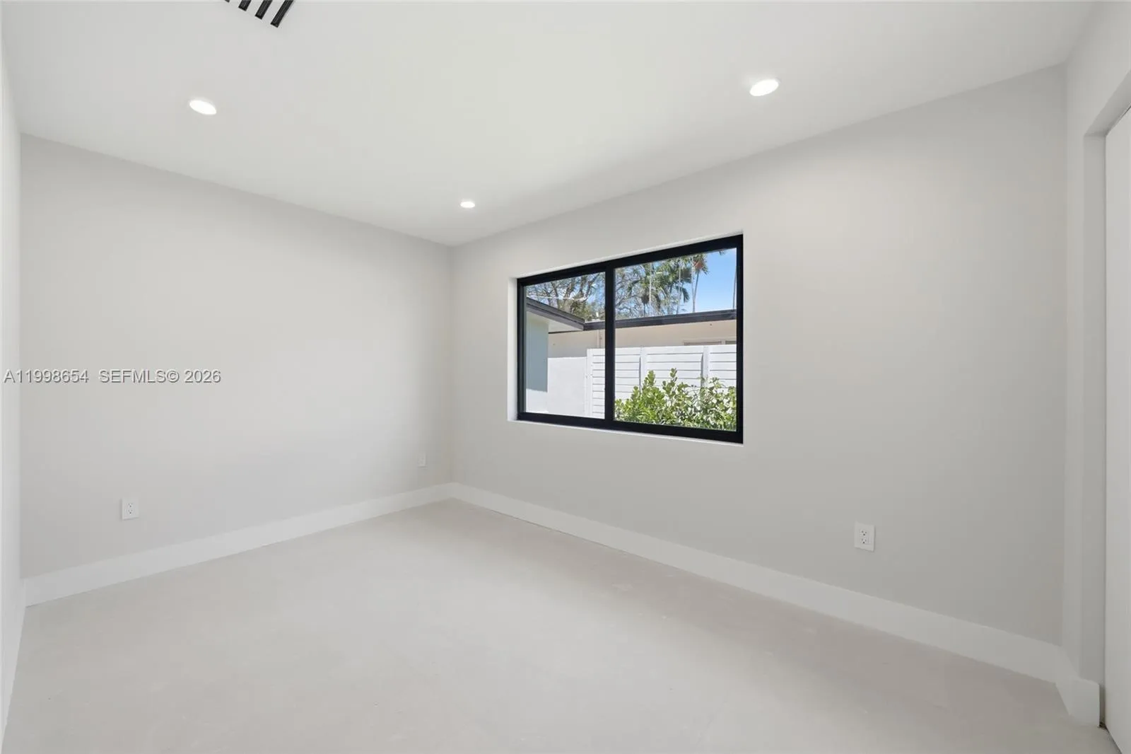 6332 Sw 28th St, Miami, Florida 33155, Miami, Florida 33155, 3 Bedrooms Bedrooms, ,3 BathroomsBathrooms,Residential,For Sale,6332 Sw 28th St, Miami, Florida 33155,A11998654