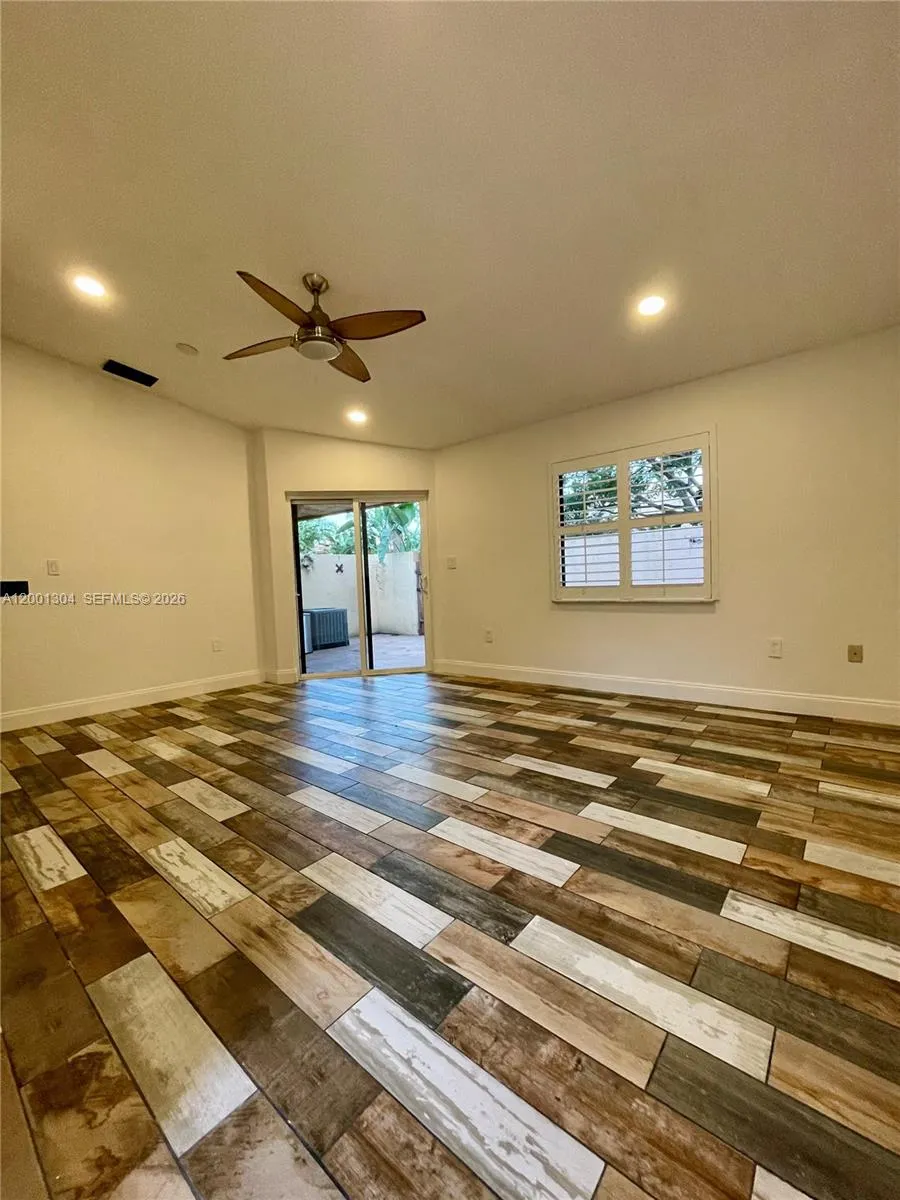 11288 Sw 9th Ct, Pembroke Pines, Florida 33025, Pembroke Pines, Florida 33025, 2 Bedrooms Bedrooms, ,2 BathroomsBathrooms,Residential Lease,For Rent,11288 Sw 9th Ct, Pembroke Pines, Florida 33025,A12001304 11288 Sw 9th Ct, Pembroke Pines, Florida 33025, Pembroke Pines, Florida 33025, 2 Bedrooms Bedrooms, ,2 BathroomsBathrooms,Residential Lease,For Rent,11288 Sw 9th Ct, Pembroke Pines, Florida 33025,A12001304
