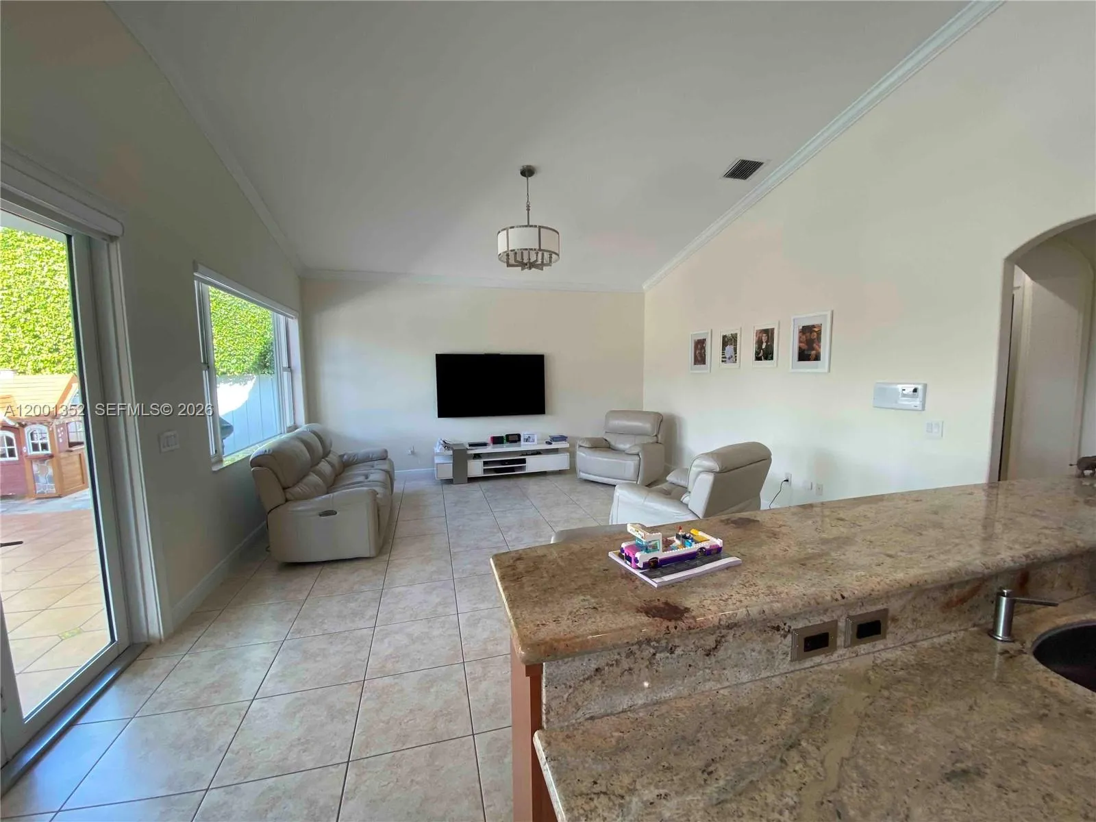 14302 Sw 15th St, Miami, Florida 33184, Miami, Florida 33184, 4 Bedrooms Bedrooms, ,3 BathroomsBathrooms,Residential Lease,For Rent,14302 Sw 15th St, Miami, Florida 33184,A12001352