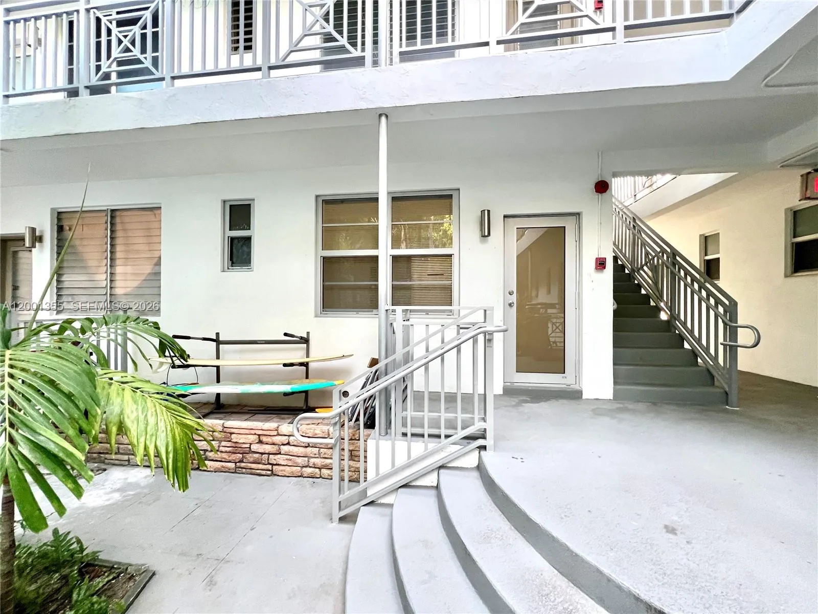 135 3rd St 25, Miami Beach, Florida 33139, Miami Beach, Florida 33139, ,1 BathroomBathrooms,Residential Lease,For Rent,135 3rd St 25, Miami Beach, Florida 33139,A12001355