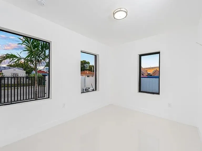 676 Nw 47th St, Miami, Florida 33127, Miami, Florida 33127, ,Commercial Lease,For Rent,676 Nw 47th St, Miami, Florida 33127,A12001112